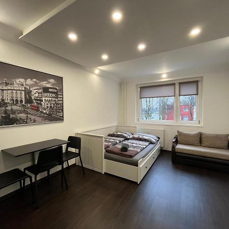 Apartment Charkovska Karlovy Vary Luaran gambar